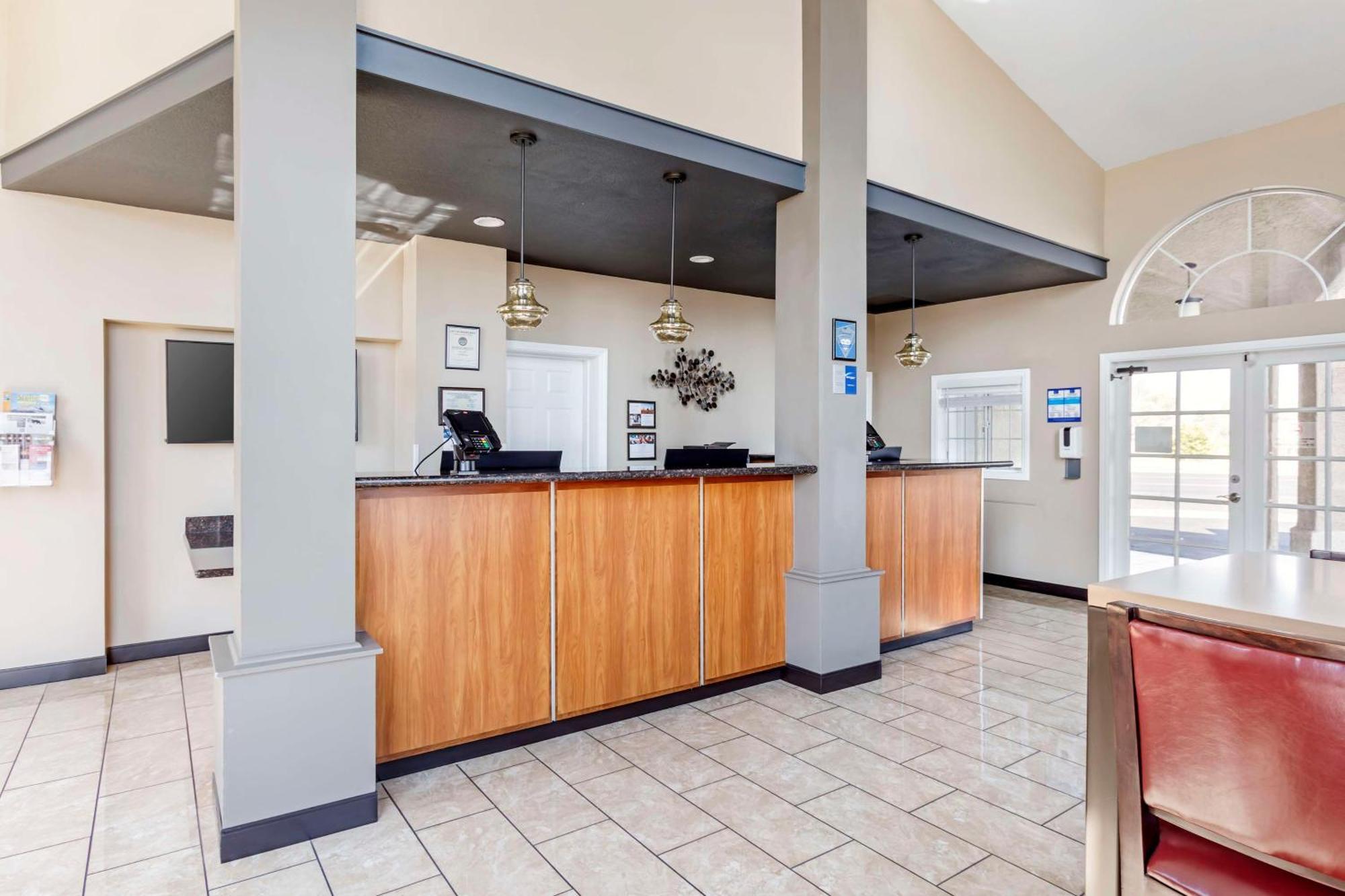 Best Western China Lake Inn Ridgecrest Exterior photo